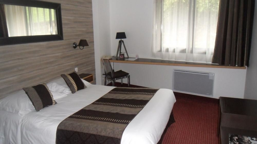 Hotel Burnichon Тарар Екстериор снимка