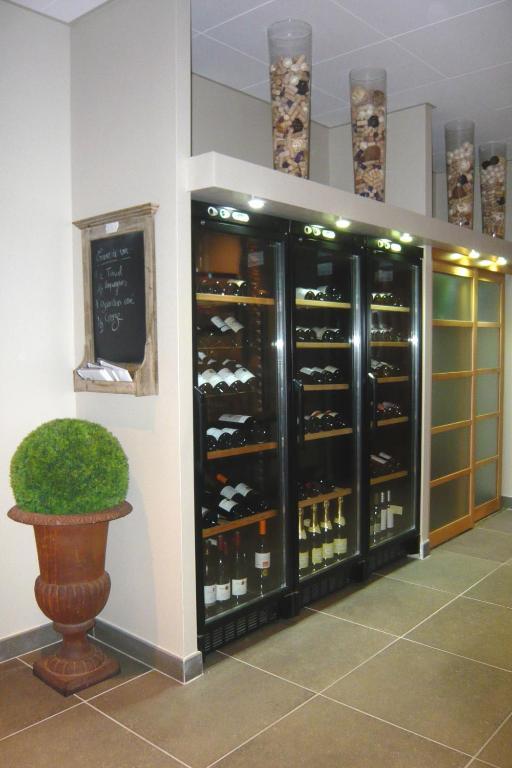Hotel Burnichon Тарар Екстериор снимка