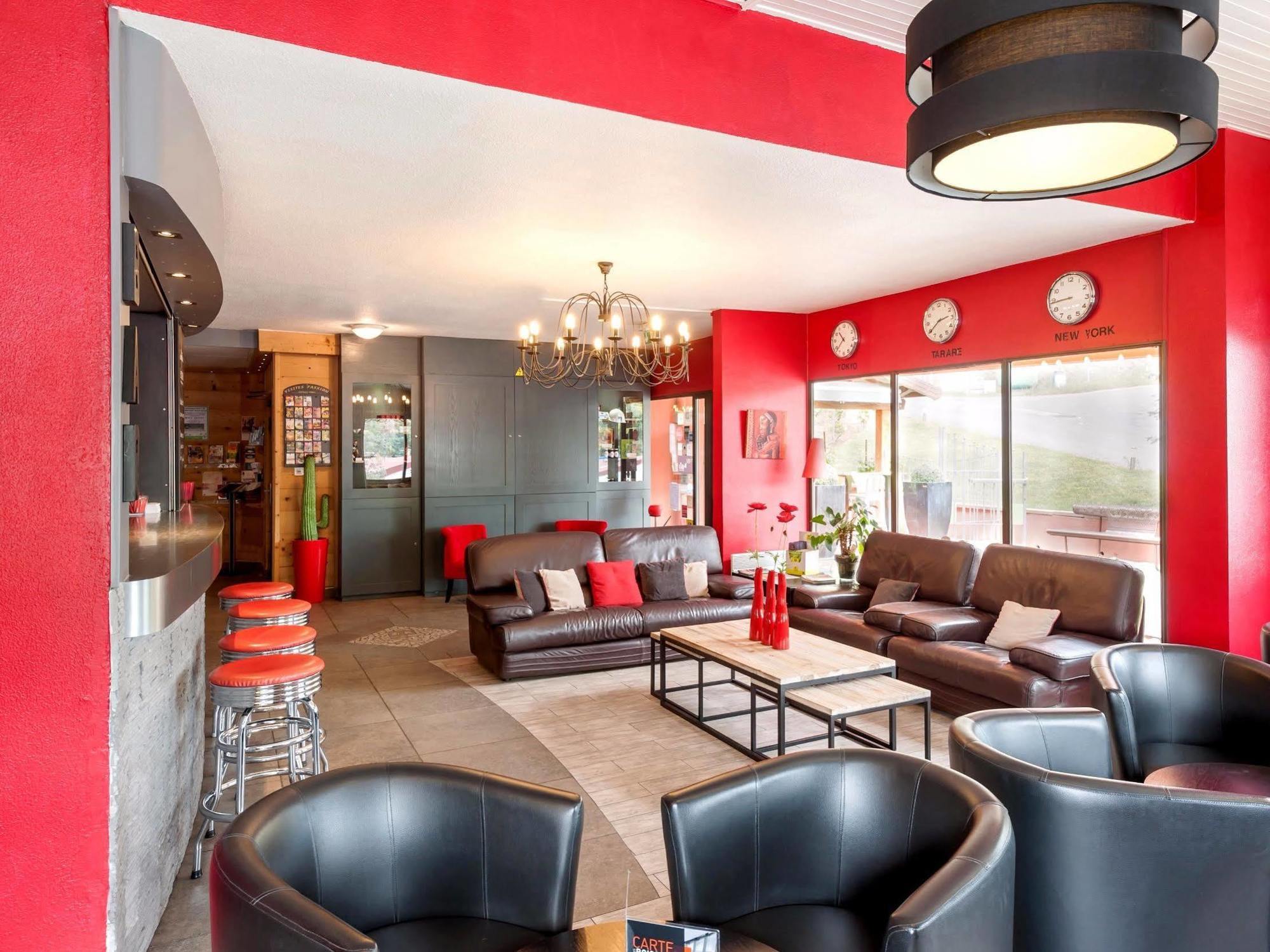 Hotel Burnichon Тарар Екстериор снимка