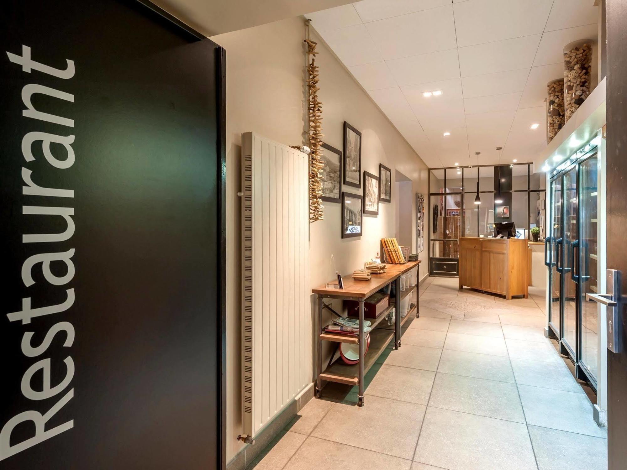Hotel Burnichon Тарар Екстериор снимка